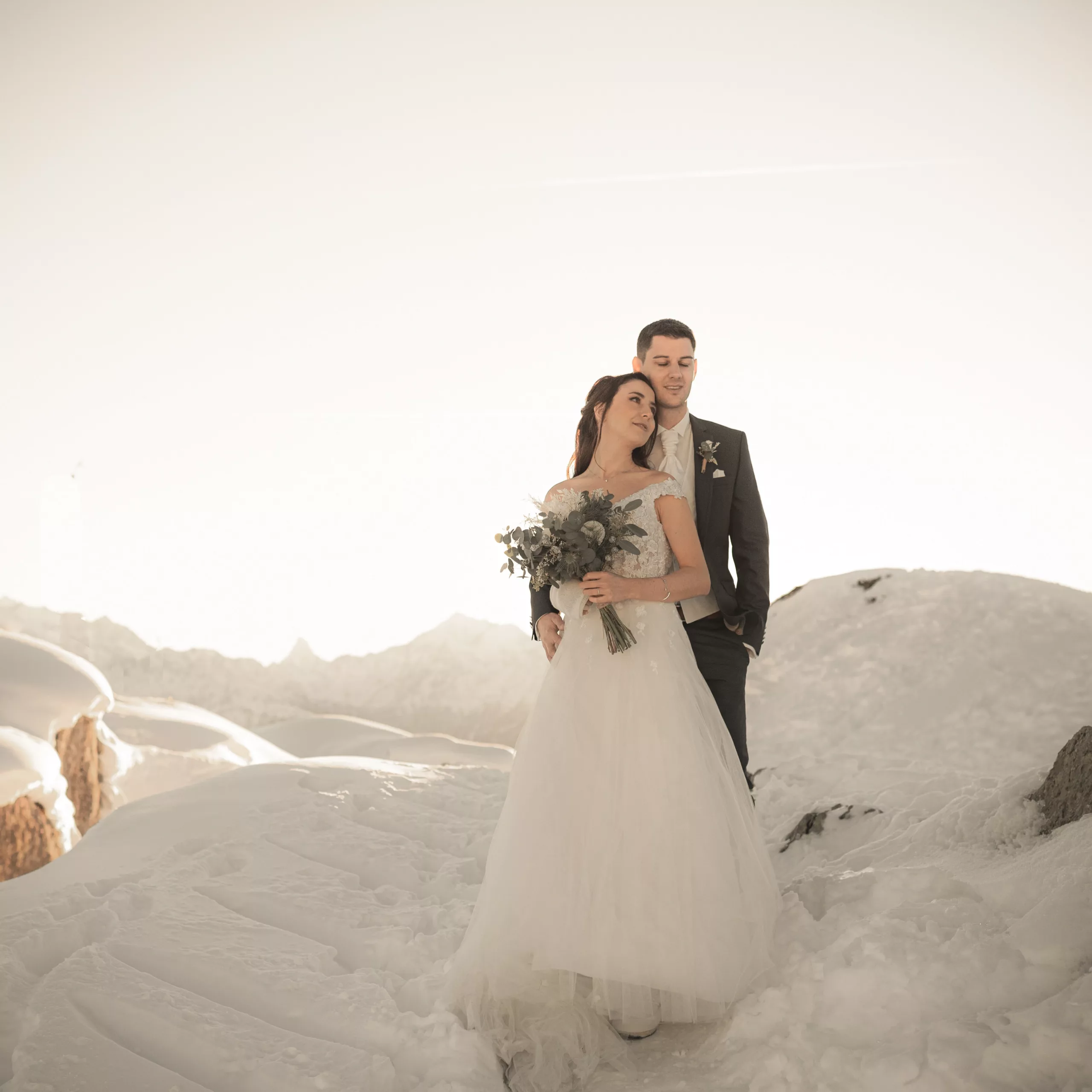 P4 SUISSA WEDDING DEST_COM