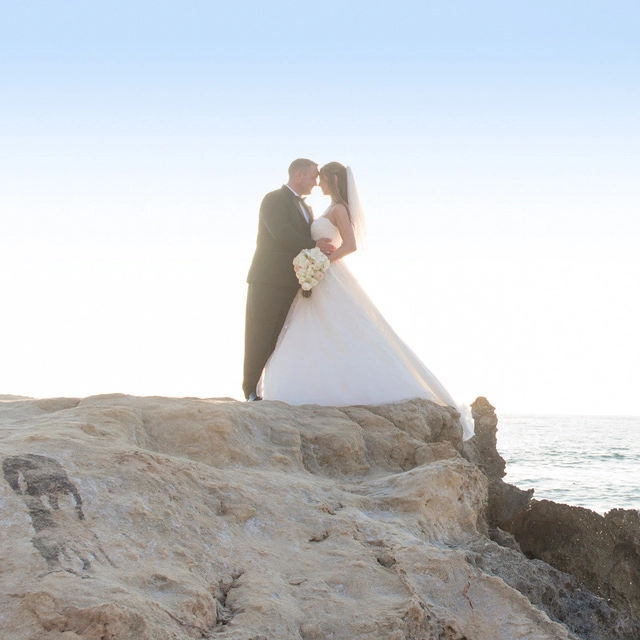 P7 PORTUGAL WEDDING DEST_COM