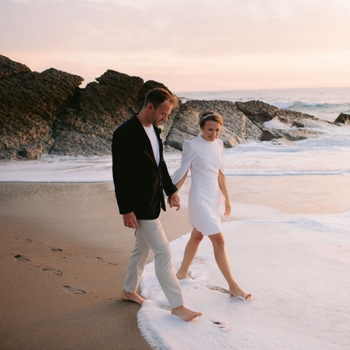 destination wedding portugal-04 – 24 beach walk for their wedding session near lisbon, Portugal