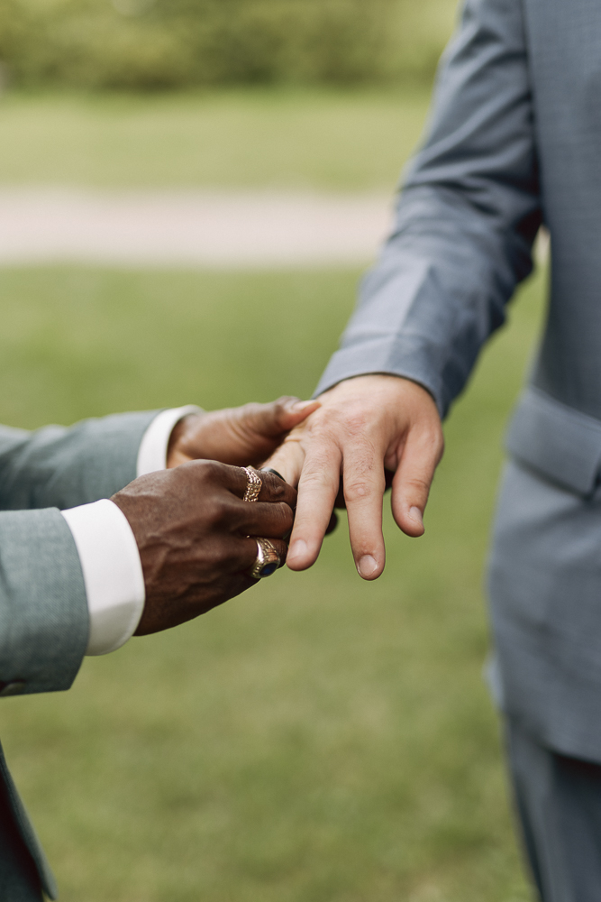 same sex elopement in lake como-39-015