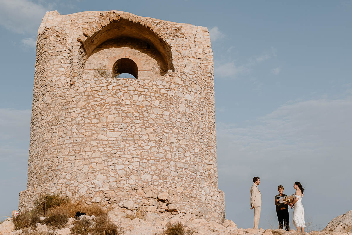 location for wedding elopement in Sicily 4-001-001 A great ruin for a ceremony in Sicily, the couple and the celebrant stands on the cliff