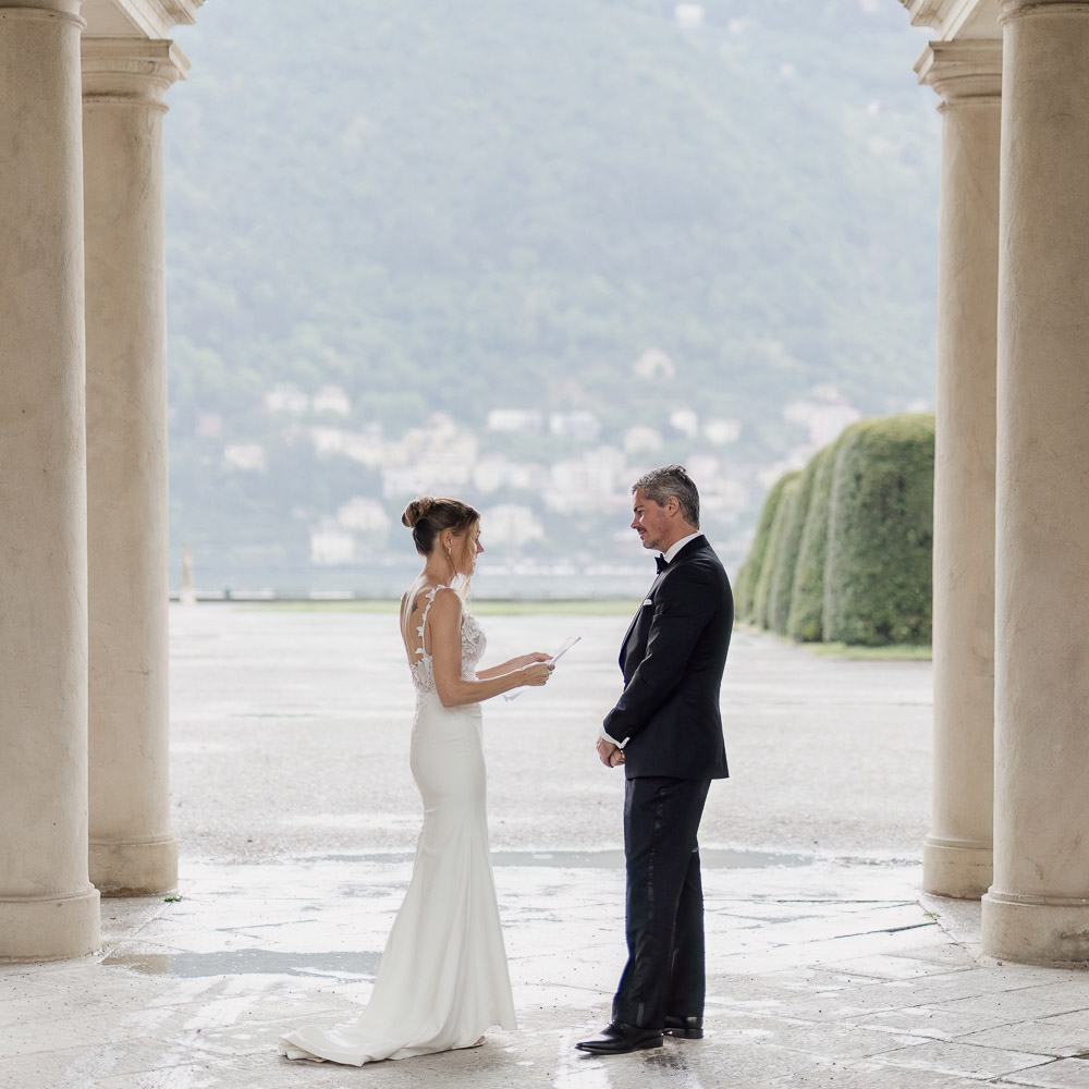 after the ceremony the couple goes to the garden foe a pack of photo