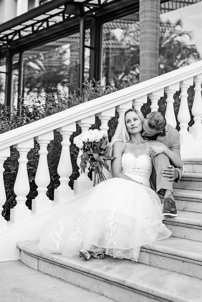 Wedding in Sorrento, Amalfi Coast –037 a photo in Black and white for an untemporal moment of love