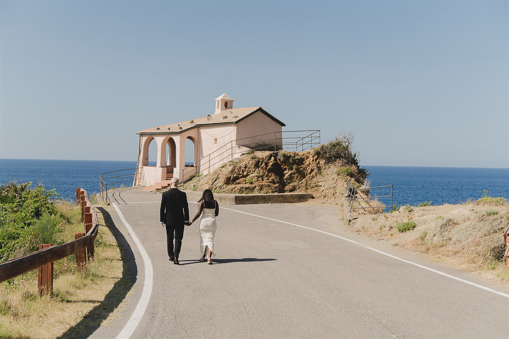 Elopement in Bonassola, Cinque terre-210-038 the perfect location for elopement in Cinque terre: Cappella della Madonnina della Punta