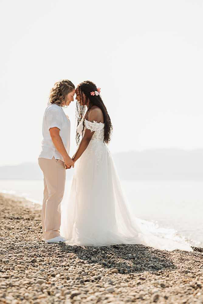 Forehead against forehead, the soul exchange