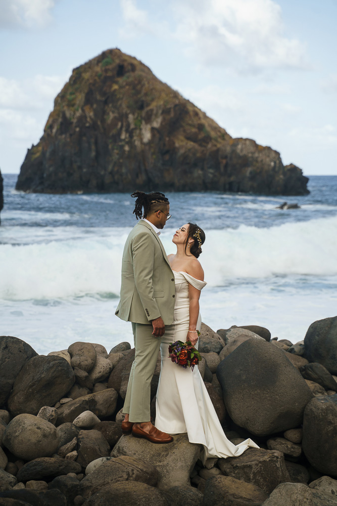 Elopement in Madeira, Portugal – 031 Couple Photo at Ilhéu da Ribeira da Janela