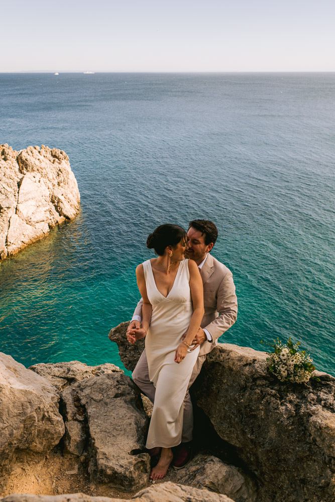 Sintra Elopement wedding – 002 A love pose before the ceremony in Sesimbra